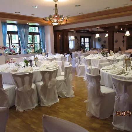 Landgasthof Zur Linde Im Taunus 3*